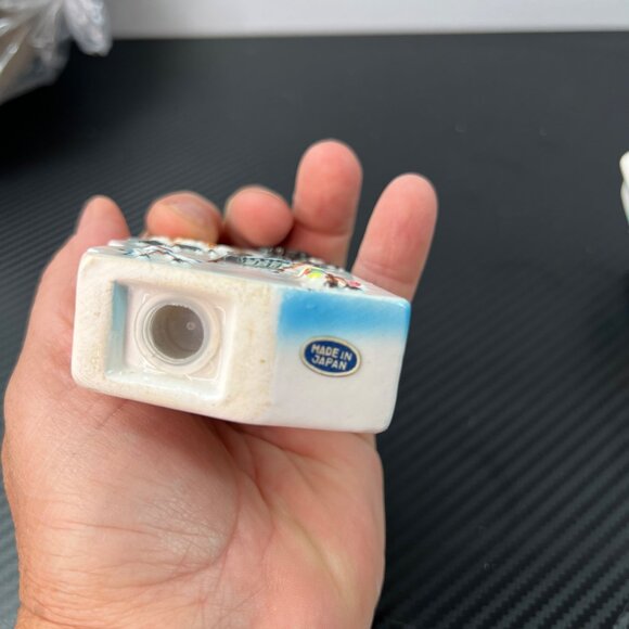 Vintage Arizona State Shaped Ceramic Salt & Pepper Shakers Made In Japan - Picture 4 of 11